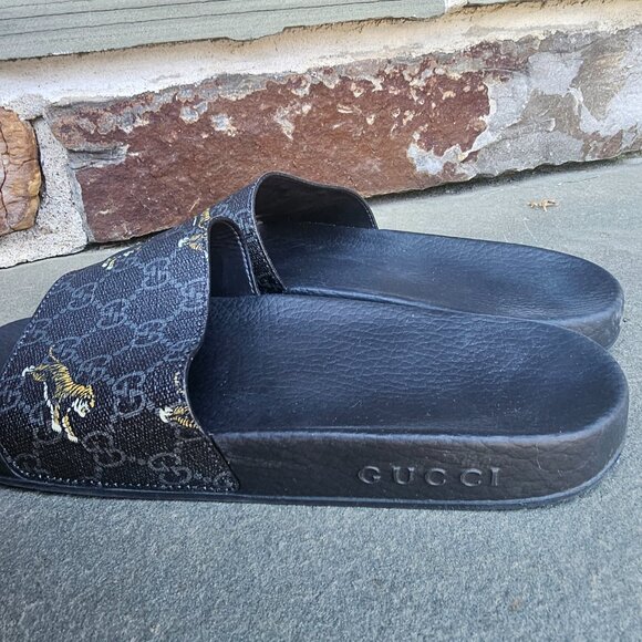 Men\'s Gucci slides size 8.5 main image 8